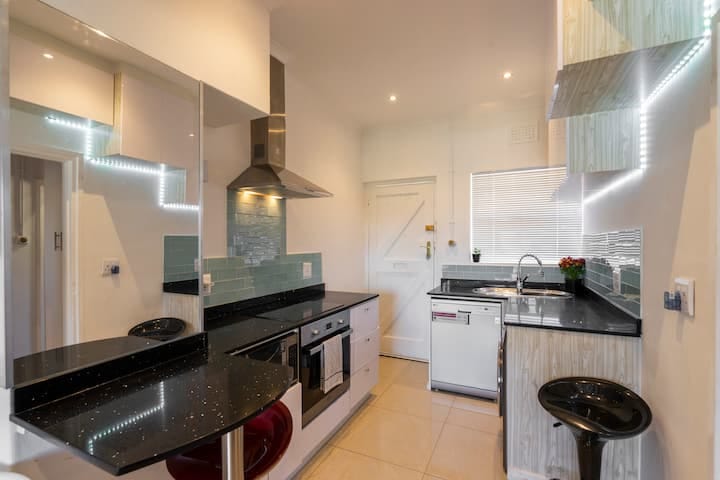 2 Bedroom Property for Sale in Bo Kaap Western Cape